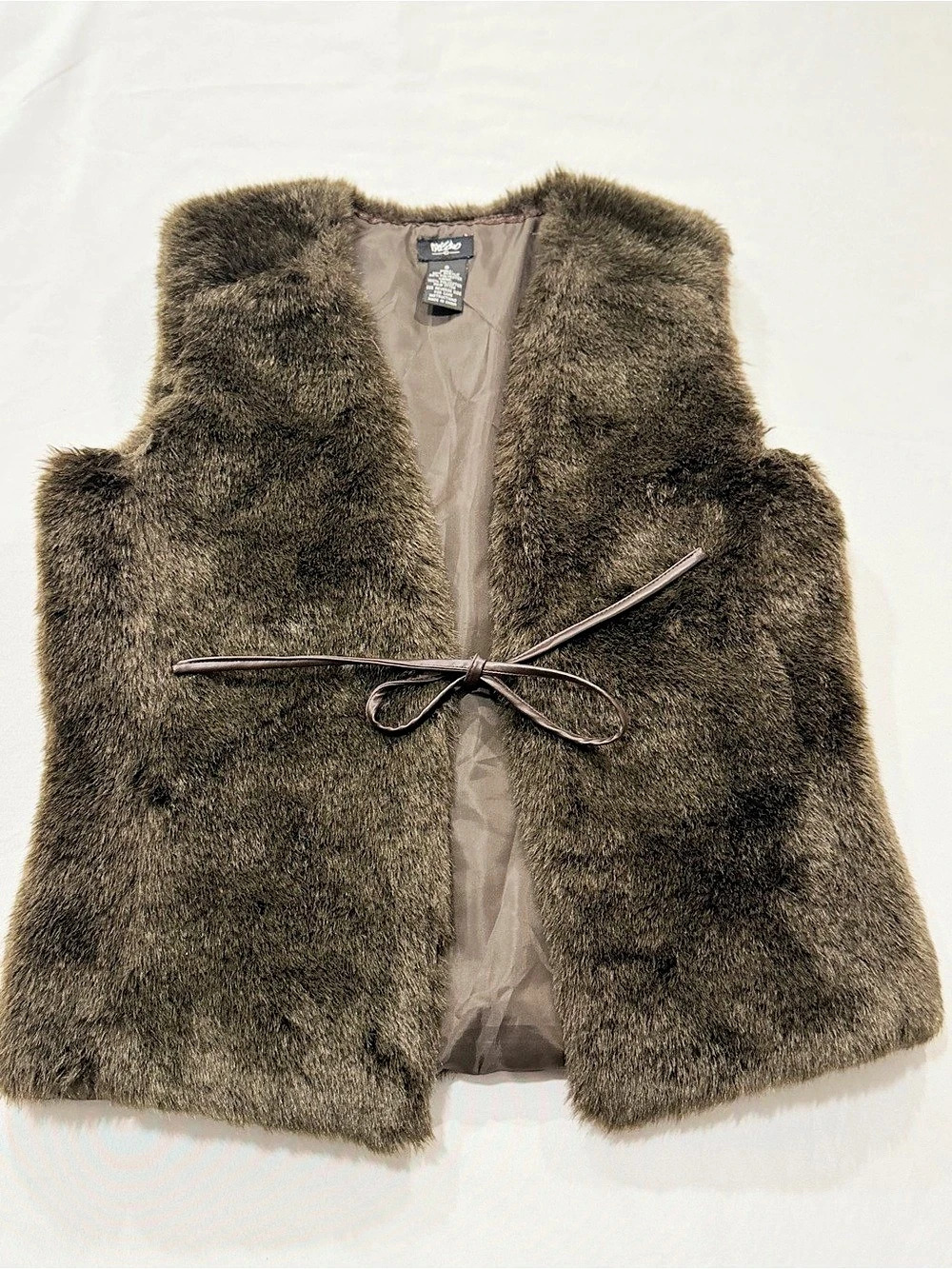 Mossimo Faux Fur Vest in Brown Size Small Like New